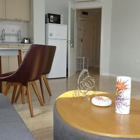 July's Island Deluxe