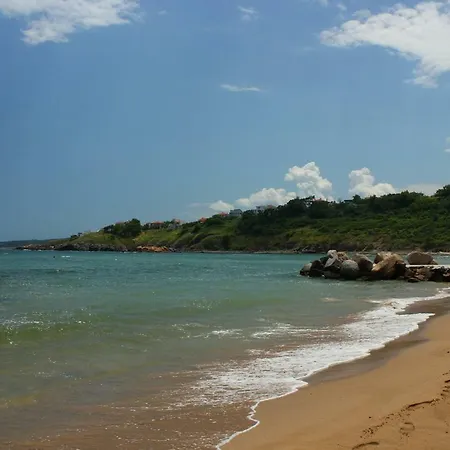 July's Island Deluxe شقة تشيرنوموريتس