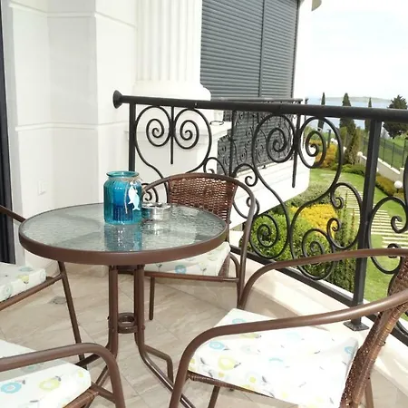 July's Island Deluxe Appartement *
