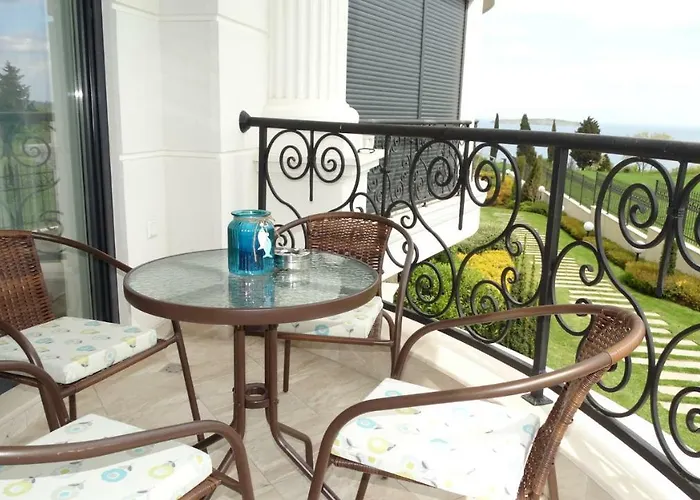 July's Island Deluxe アパート *